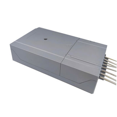 PC ABS Material usado Rede ODN FTTH IP65 Exterior 8 Núcleos Fibra Óptica caixa de terminação