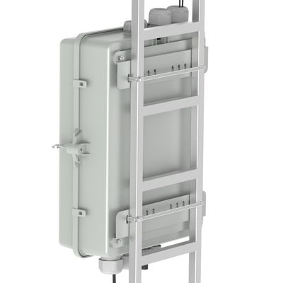 Caixa de distribuição de fibra óptica de 4 portas cinza IP65 impermeável para uso externo em modelo de rede