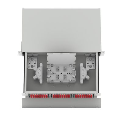 Centro de dados Fibra óptica de distribuição Patchpanel 48 portas Equipamento com 5 período
